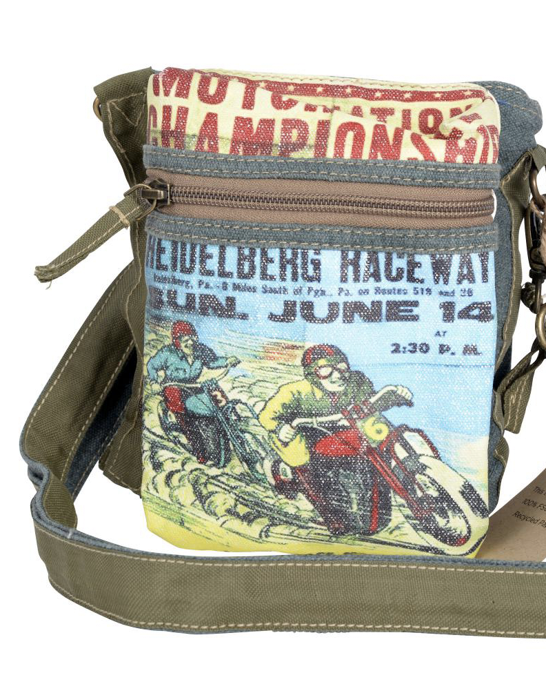 Race crossbody 2025